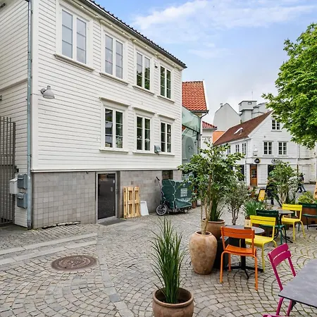 Charming Rooftop In Heart Of Lägenhet *