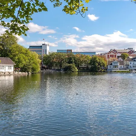 Charming Rooftop In Heart Of Lägenhet *