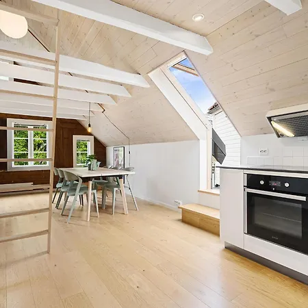 Apartment Charming Rooftop In Heart Of *