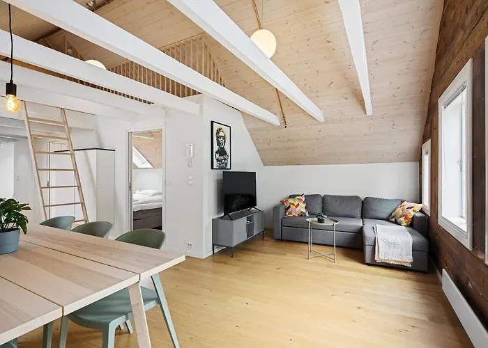 Apartman Charming Rooftop In Heart Of *