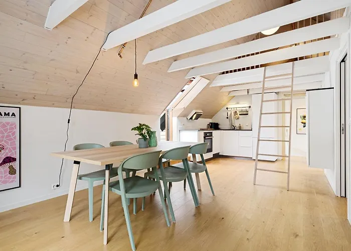 Charming Rooftop In Heart Of Appartement